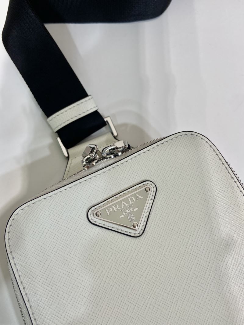 Pra*a waist chest packs